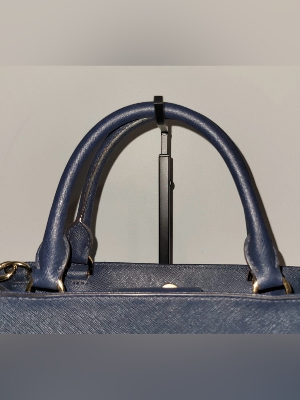 Michael Kors Navy Saffiano Satchel Crossbody Bag with Gold Hardware - Picture 11 of 16